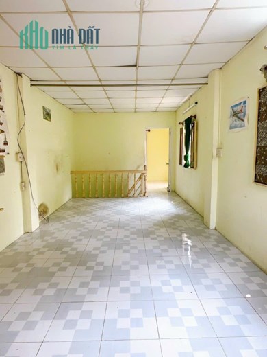 NHÀ CŨ TIỆN SỬA CHỬA XÂY SIÊU PHẨM KHÁCH ƠI - CĂN NÀY MÀ SỬA + THÊM NỘI THẤT BÁN TRÊN 5 tỷ 

- DTCN