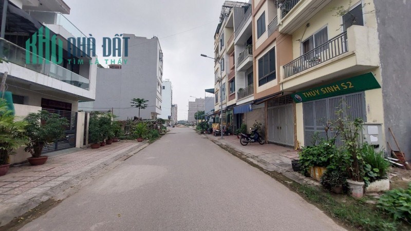PHÂN LÔ - Ô TÔ TRÁNH - TÁI ĐỊNH CƯ NGỌC THỤY - THÔNG SỐ VÀNG - HIẾM