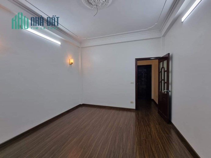 Bán nhà Trần Thái Tông, Cầu Giấy. 36m2x4; chỉ 5.2 tỷ. Phương