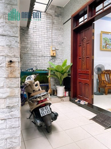 Bán nhà 4 Tầng, 68m2 Lê Văn Thọ, Phường 8, Gò Vấp, Giá chỉ 5 tỷ 9. TL