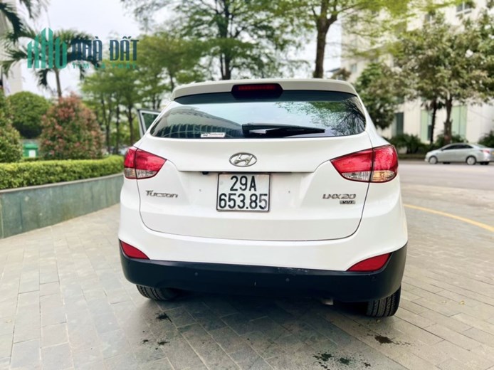 Chính chủ cần bán Tucson LMX 2010 bản full, form mới ,  biển số Hà Nội