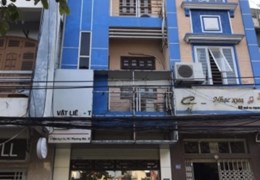 Cho thuê nhà mặt hồ ngõ 34 phố Phương Mai, 55m2x 4T, ngõ ô tô tránh nhau, kinh doanh tốt giá 26tr
