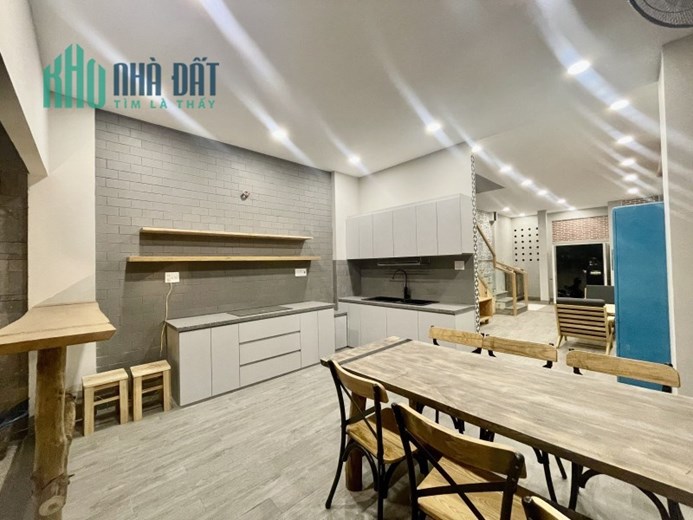 Nhà kế bên CV PM Quang Trung , Quận12, 77m2, 4PN, giá 4 tỷ 5  TL.