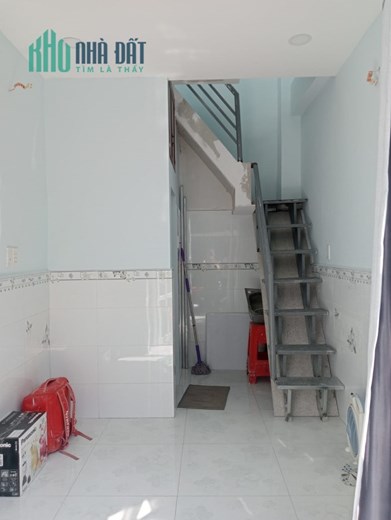 Bán nhà HXH đường Chiến Lược, Bình Tân, 11m2, 2.5x4.2, 2 tầng, chỉ 1.7 tỷ TL chính chủ.