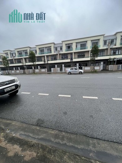 Bán nhà phố 3 tầng 2 mặt tiền đường lớn 26m khu Đại ĐT Centa Vsip Từ Sơn.