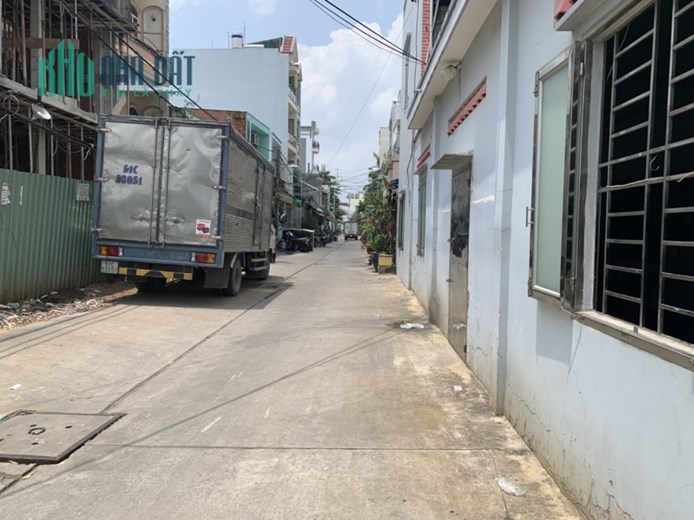 .     Nhà  Bán Quận Bình tân. Bình Trị Đông A.Chiến Lược. 2 mặt tiền Hẻm xe tải. DT48m2.(4x13)  Chỉ