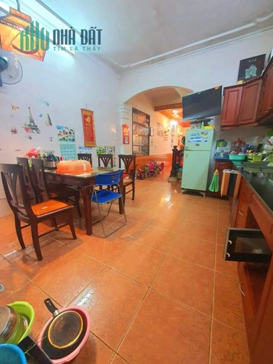 Bán nhà 79m2 4 ngủ phố Nghi Tàm, Tây Hồ Gara Ô tô thông 4 Tỷ