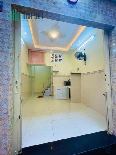 Bán nhà đẹp đường Bình Tiên, Q6, 16m2, 3.4x5, 3 tầng, 2PN, chỉ 2.2 tỷ TL chính chủ.