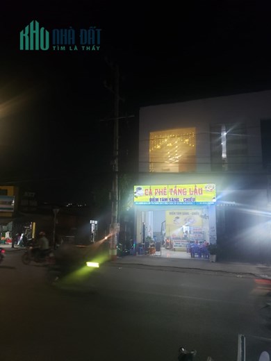 Cần sang lại mặt bằng kinh doanh 2 mặt tiền gần cây xăng Lai Uyên