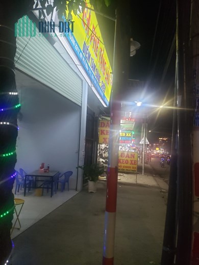 Cần sang lại mặt bằng kinh doanh 2 mặt tiền gần cây xăng Lai Uyên