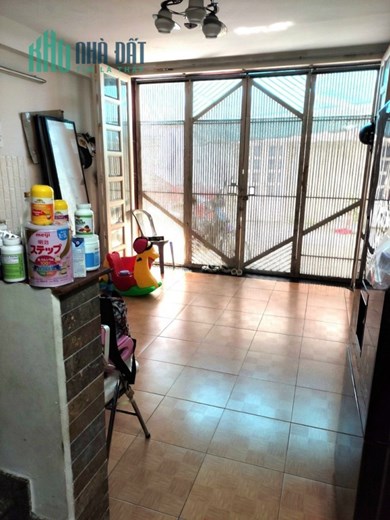 BÁN NHÀ MẶT TIỀN  RẺ VĨNH HỘI ĐƯỜNG SỐ NGANG 4 M XE HƠI NGŨ TRONG NHÀ 5 TẤM GIẢM 400 TRIỆU