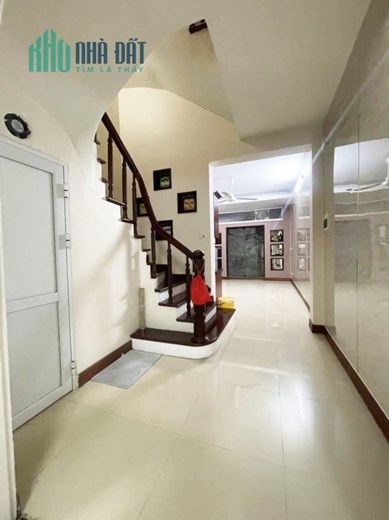Bán nhà thông số đẹp chuẩn Đặng Văn Ngữ giá 9.8 tỷ, 70mx4T, ngõ siêu gần