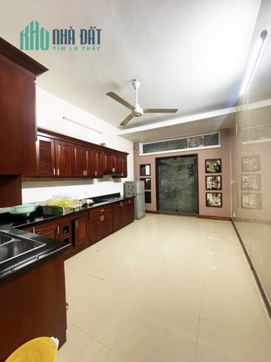 Bán nhà thông số đẹp chuẩn Đặng Văn Ngữ giá 9.8 tỷ, 70mx4T, ngõ siêu gần
