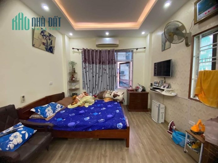 5 tầng, 3 ngủ mới đẹp ở ngay, khu vực trung tâm Minh Khai, Hà Nội chỉ 3,25 tỷ