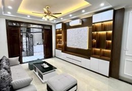 Bán nhà riêng tại Đường Lạc Long Quân, Phường Bưởi, Tây Hồ, Hà Nội diện tích 65m2 giá 8.1 Tỷ