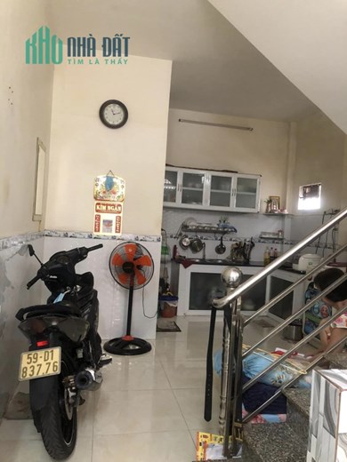 Bán nhà đường Hương Lộ 2, Bình Tân, 38m2, 4x9.5, 2 tầng, 2PN, chỉ 3.25 tỷ TL chính chủ