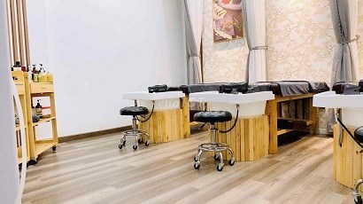 Cần sang nhượng tiệm spa 250 m2 trung tâm thành phố, Đường Phạm Văn Nghị, Phường Vĩnh Trung, Quận