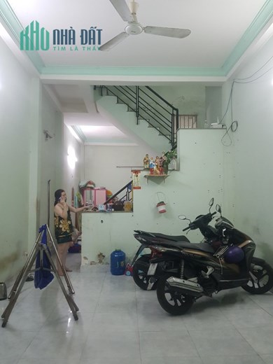 Nhà đường số 10, phường BHH , Bình Tân sát Aeon Tân Phú 50m2 HXH 2 tầng Nhỉnh 3ty
