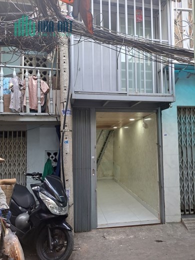 Bán nhà 2 tầng đường Thành Mỹ, Tân Bình, 9m² (1.6x6), chỉ 1.45 tỷ TL chính chủ.