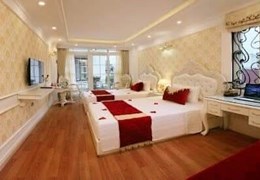 Chính Chủ Cần Bán Khách Sạn 4 Sao Phố Cổ – Doanh Thu Khủng Khiếp – 10m Ra Phố – 8 Tầng Thang Máy để