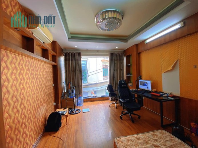 Bán nhà mặt phố Vũ Phạm Hàm 90m 5T. MT5m. Kinh doanh. Vỉa hè. Nhà đẹp, thang máy. Nhỉnh 30 tỷ