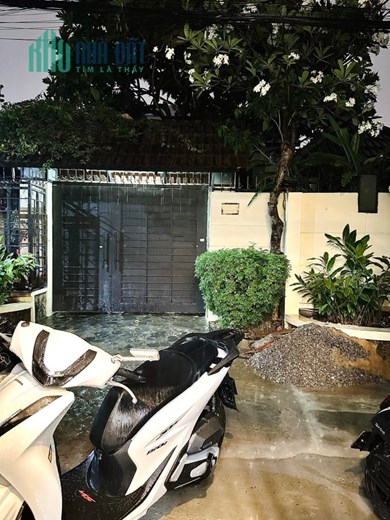 Bán nhà Lê Quang Định, Lô góc 2 mặt hẻm xe hơi vào nhà, 48m2, 3 Tầng, Không Lộ Giới