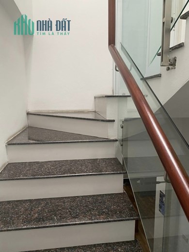 NHÀ ĐẸP PHẠM NGỌC THẠCH - KIM LIÊN 68M2 4 TẦNG Ô TÔ ĐỖ CỬA 9.X TỶ