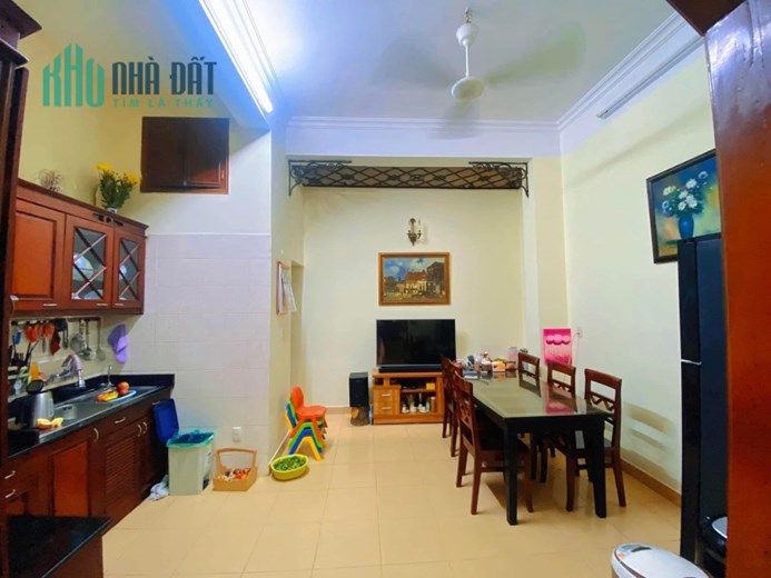 0936.288.283 BÁN SIÊU PHẨM  PHỐ TRUNG KÍNH CẦU GIẤY PHÂN LÔ VIP Ô TÔ TRÁNH 50m2, 4 tầng, MT 5m chỉ