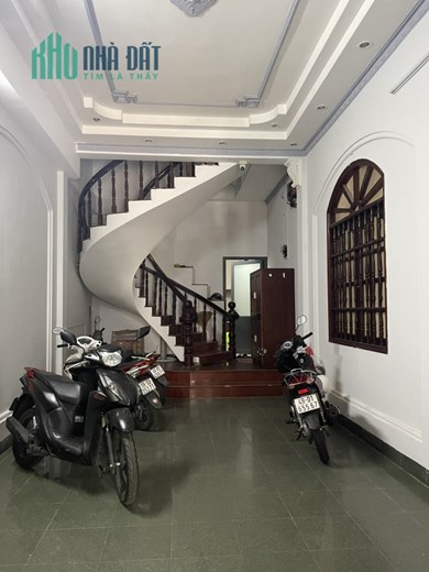 Mặt Tiền Đường P.Tân Quy Ngang 5m Có 16 Phòng Cho Thuê Trung Tâm Quận 7 - Giáp Nguyễn Thị Thập