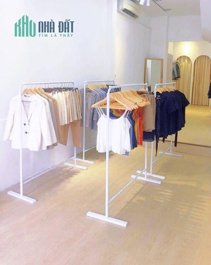 MẶT PHỐ QUẬN CẦU GIẤY 40M2-8tầng thang máy đẹp như hoa khôi- MT 6m- giá 25 tỷ.