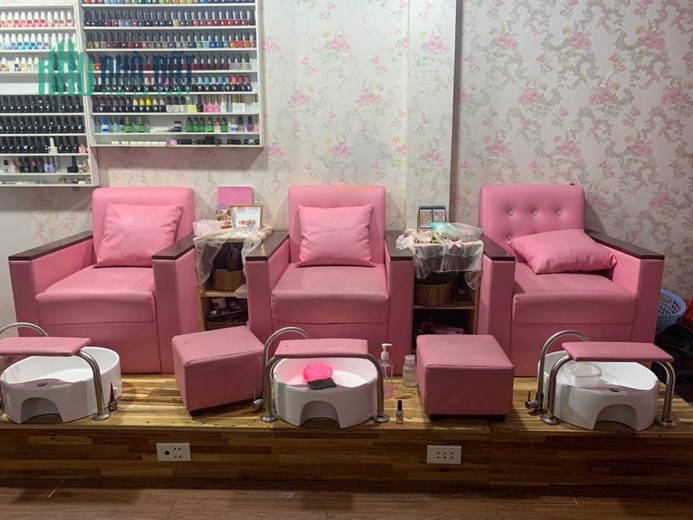 SANG LẠI TOÀN BỘ ĐỒ DÙNG TRONG TIỆM NAIL Ở TP HỒ CHÍ MINH