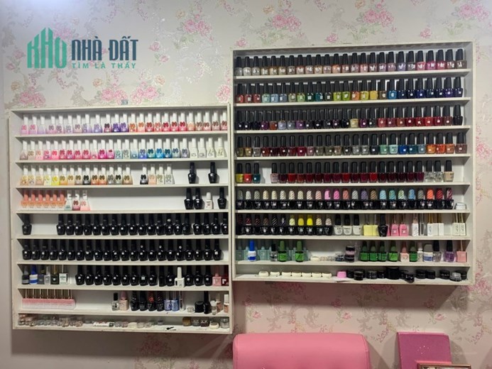SANG LẠI TOÀN BỘ ĐỒ DÙNG TRONG TIỆM NAIL Ở TP HỒ CHÍ MINH