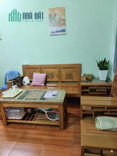 NHÀ DÂN CẤP 4 Ở 3 TẦNG PHỐ NHÀ DÂN