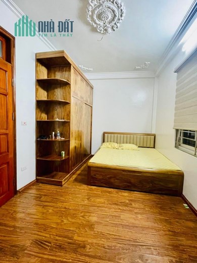 BÁN NHÀ NGÕ PHỐ THANH NHÀN HAI BÀ TRƯNG. NHÀ MỚI CỰC ĐẸP 5 TẦNG GIÁ 100TR/M2