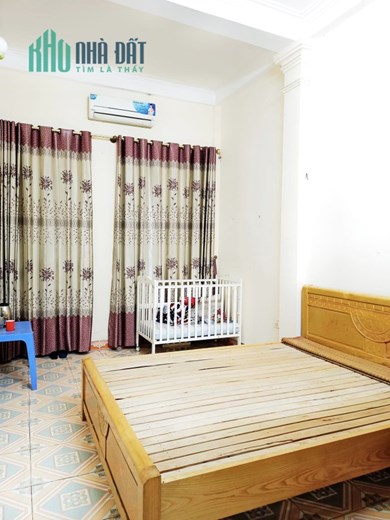 HẠ KỊCH SÀN 900TR, BÁN NHÀ NGÕ 460 KHƯƠNG ĐÌNH, ĐẸP, 4, PHÒNG NGỦ, 45M2*4.3 TỶ.