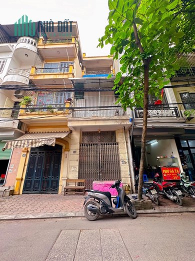 BÁN NHÀ NGÕ PHỐ TRƯƠNG ĐỊNH HOÀNG MAI HÀ NỘI. VỈA HÈ PHÂN LÔ Ô TÔ TRÁNH. GIÁ NHỈNH 100TR/M2