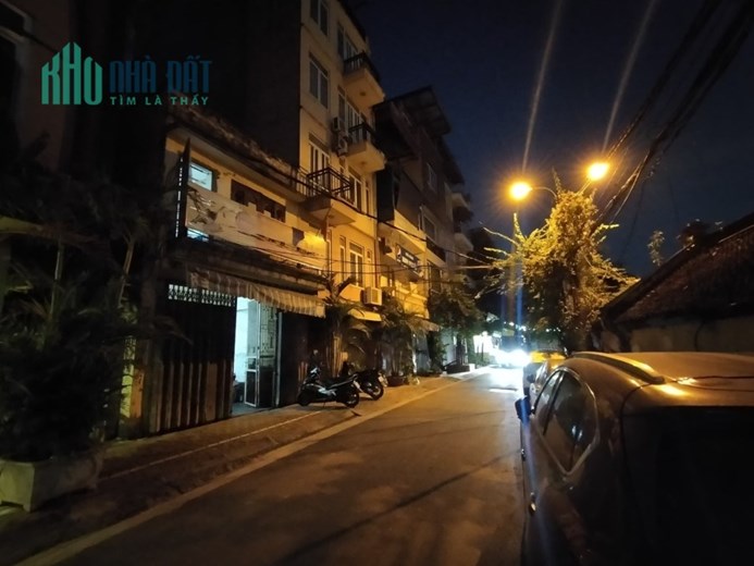 Bán đất Đặng Thai Mai, Tây Hồ. DT 202m2; giá 54 tỷ. Phương