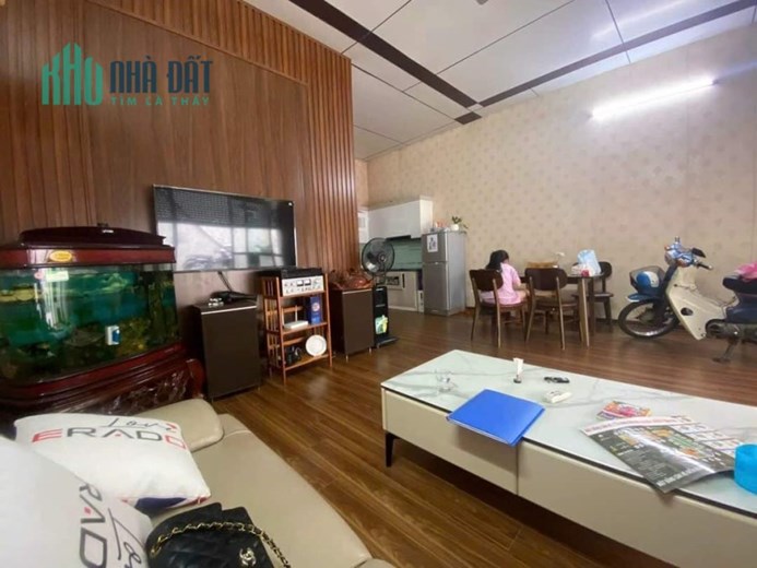 NHÀ DÂN CẨM TRUNG ĐẸP VỪA Ở VỪA KINH DOANH