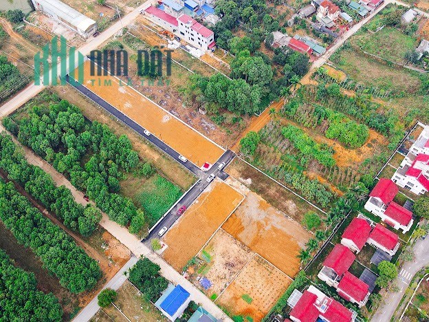 CẦN TIÊN BÁN GẤP LÔ ĐẤT Trường Đại Học Quốc Gia,Vỉa Hè Phân Lô, DT 75M FULL THỔ CƯ GIÁ 2.07 TỶ.