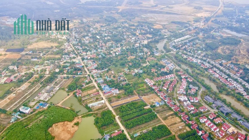 CẦN TIÊN BÁN GẤP LÔ ĐẤT Trường Đại Học Quốc Gia,Vỉa Hè Phân Lô, DT 75M FULL THỔ CƯ GIÁ 2.07 TỶ.
