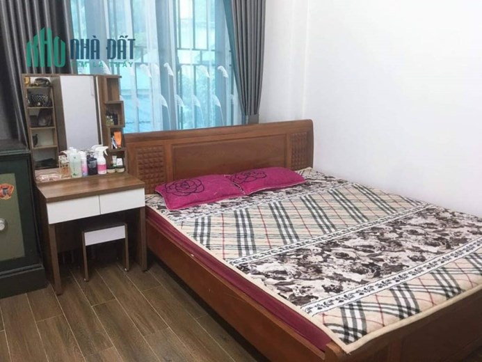 CHỈ 1XXX CÓ NGAY CĂN NHÀ 3 TẦNG NHÀ 2 MẶT TIỀN ÔTÔ ĐỖ CỦA
