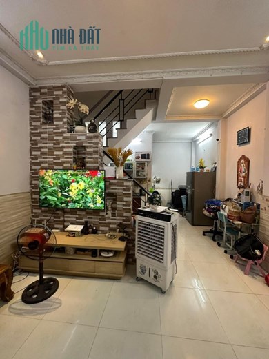 Bình tân- hương lộ 3, hẻm xe hơi, 45m2 chỉ 4.4 tỷ, sát bên Aeon mall tân phú, vị trí cực đẹp.