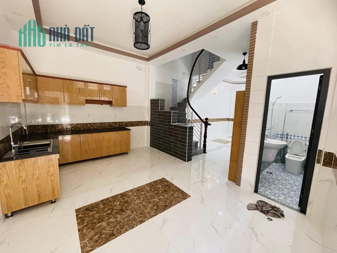 BÁN NHÀ PHÚ NHUẬN-THÍCH QUẢNG ĐỨC 50M2 4 TẦNG NHỈNH 7 TỶ.