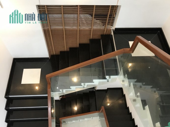 B.án nhà MT Phan Sào Nam Phường 12 Tân Bình, 5m x 20m, Giá rẻ.