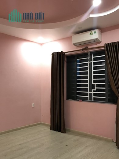B.án nhà MT Phan Sào Nam Phường 12 Tân Bình, 5m x 20m, Giá rẻ.