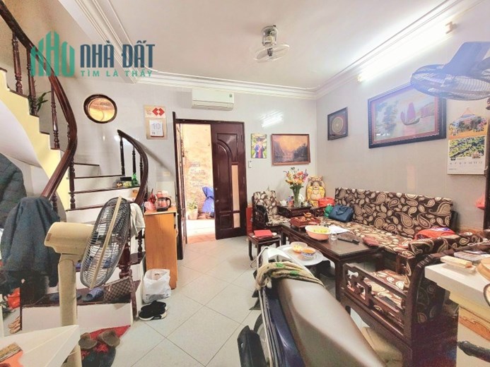 Bán nhà Hoàng Hoa Thám, Ba Đình. 36m2; chỉ 5 tỷ. Phương