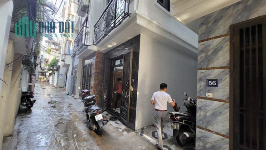 Bán nhà Phạm Văn Đồng, Bắc Từ Liêm. 38mx5; chỉ 4 tỷ. Phương.