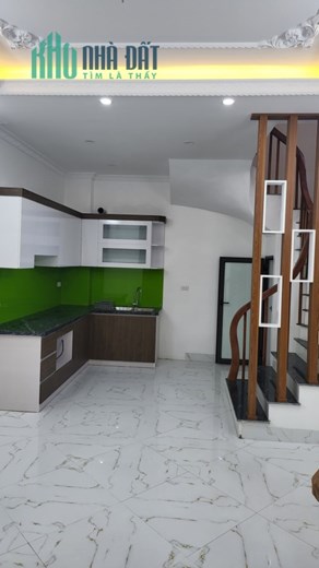 Bán nhà Phạm Văn Đồng, Bắc Từ Liêm. 38mx5; chỉ 4 tỷ. Phương.