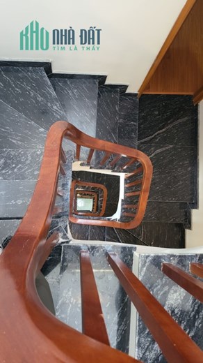 Bán nhà Phạm Văn Đồng, Bắc Từ Liêm. 38mx5; chỉ 4 tỷ. Phương.