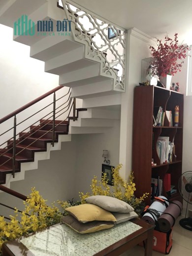 13 tỷ  GIÀM MẠNH CÒN 8.5TỶ, CHDV , 82m2, 3 tầng, 5pn, TN 45TR/TH, Xô Viết Nghệ Tĩnh P21 BÌNH